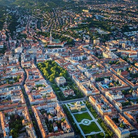 Meridian Apartment , 300M To Bus Terminal, Fast Wifi & Airport Transf Zagreb Dış mekan fotoğraf