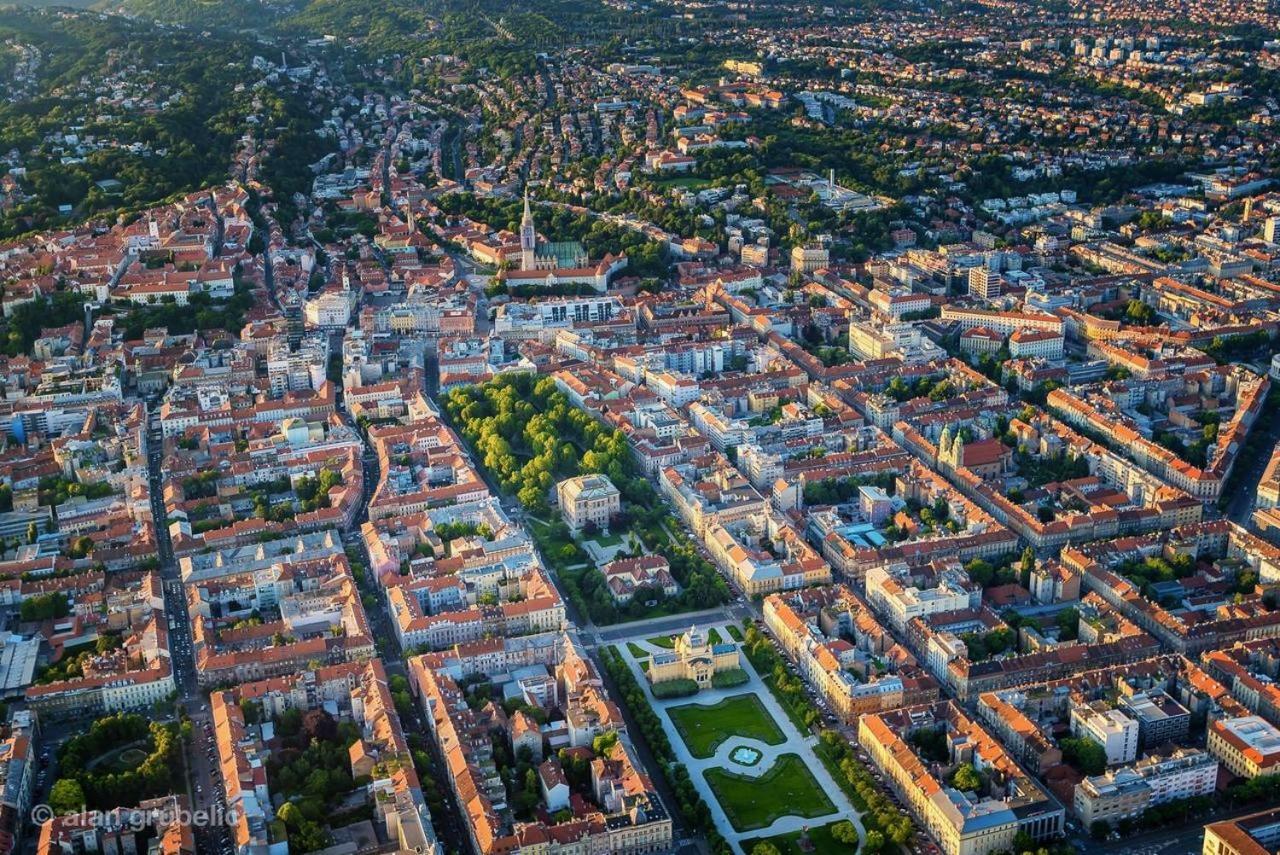 Meridian Apartment , 300M To Bus Terminal, Fast Wifi & Airport Transf Zagreb Dış mekan fotoğraf